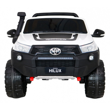 Pojazd Toyota Hilux Biała